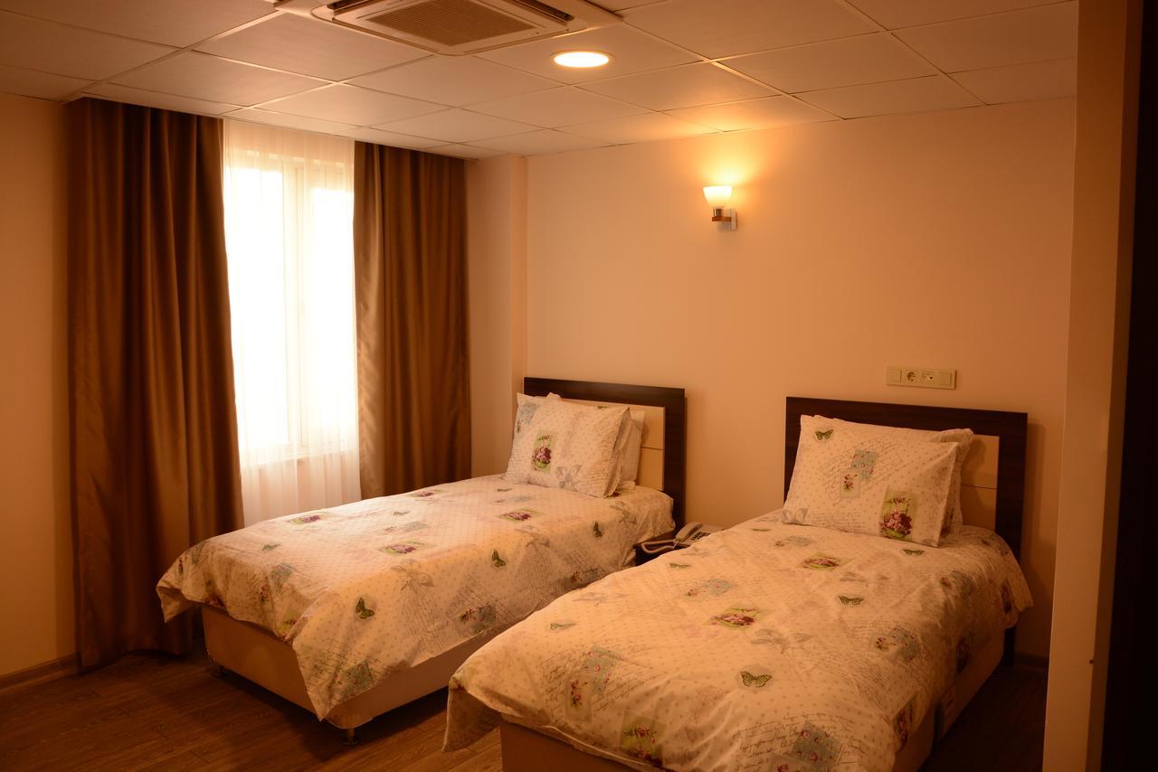 Sts Hotel Luleburgaz ภายนอก รูปภาพ